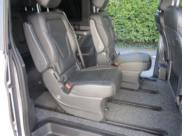 Mercedes V 250 - 12