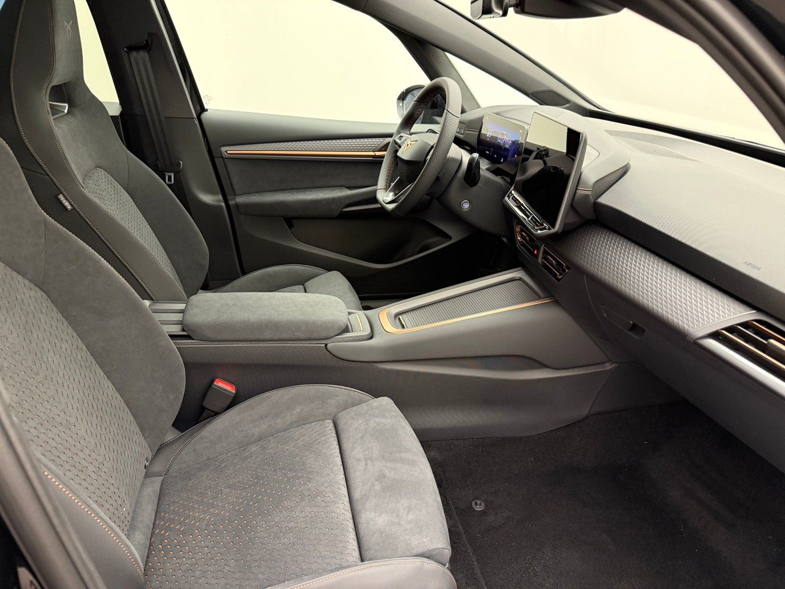 Cupra Born PA 190PS 58kWh EdgeDinamicaNaviMatrix imagem 3