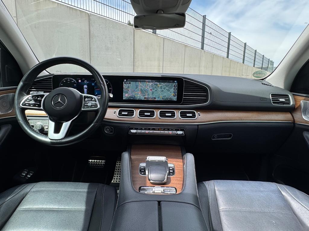 Mercedes-Benz GLS 400