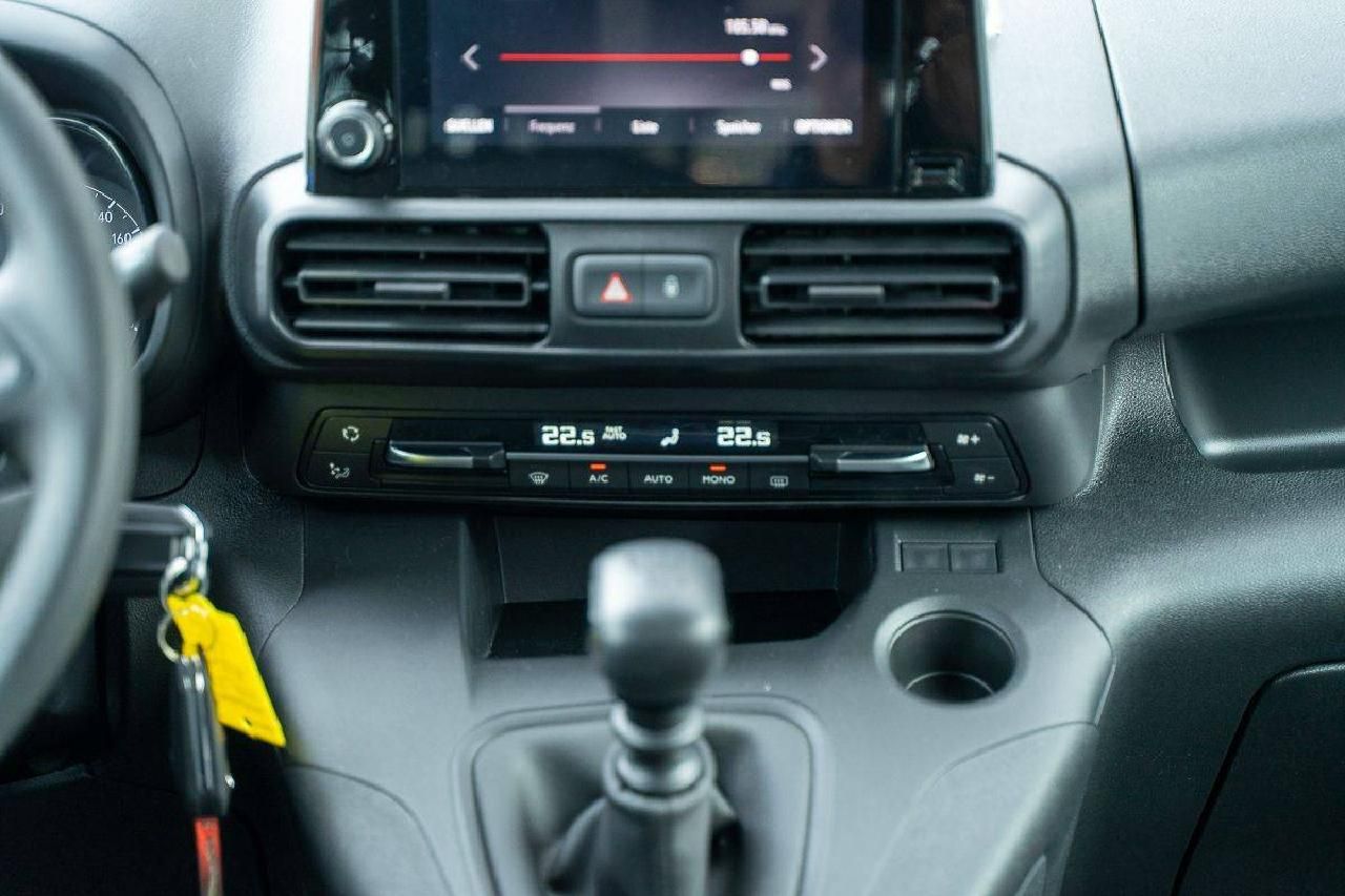 Fahrzeugabbildung Opel Combo Life E Selection N1