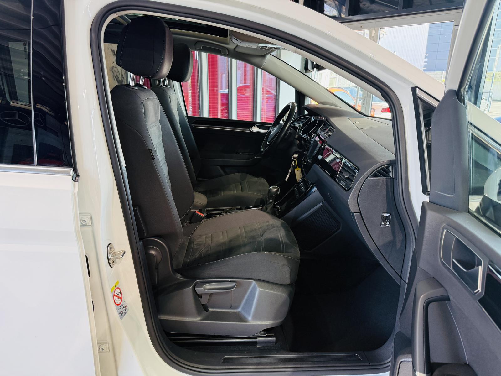 Volkswagen Touran R-Line DSG*PANO*ACC*LED*MASSAGE*
