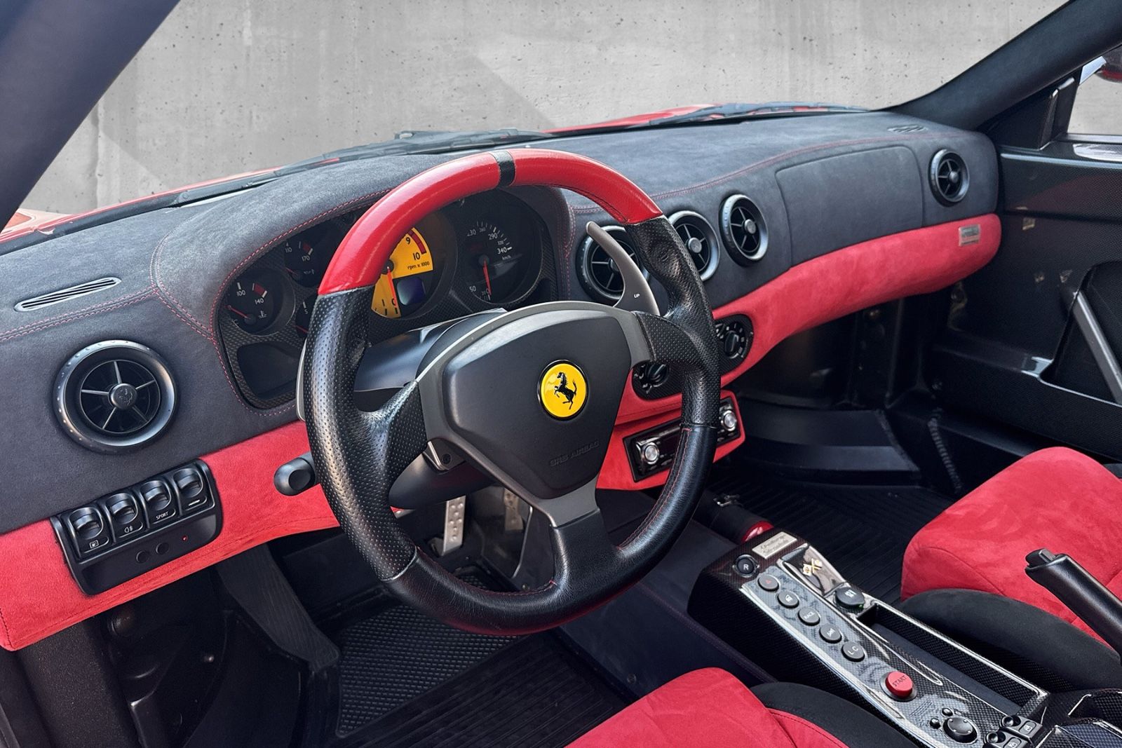 Fahrzeugabbildung Ferrari 360 Challenge Stradale*4Punkt Gurt*Überrollbügel