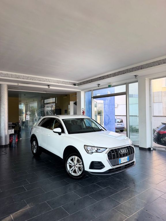 Image of Audi Q3