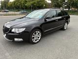 Skoda Superb 1.8 TSI Ambition Combi Ambition - Skoda Superb aus 2011: Kombi