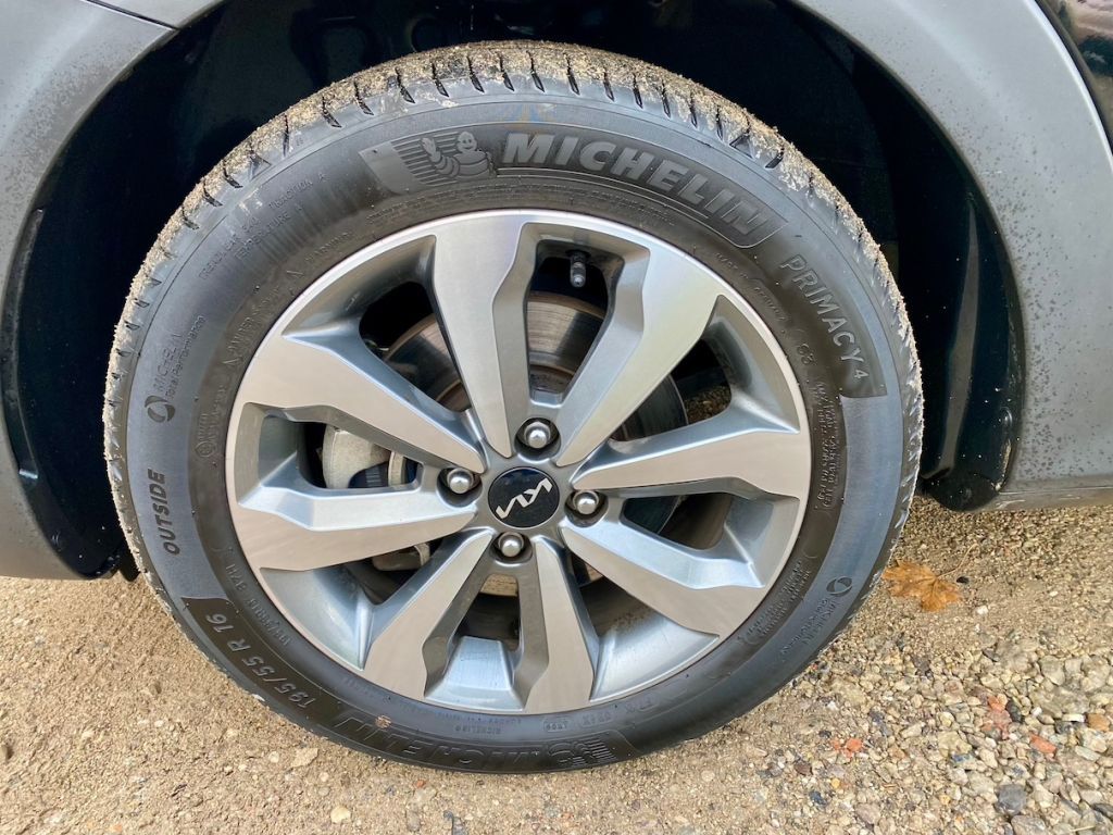 Fahrzeugabbildung Kia Stonic 1.0 DCT7 Vision AAC PDC SHZ ISOFIX ALU