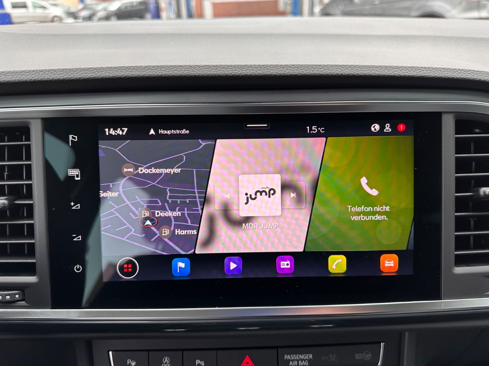 Fahrzeugabbildung SEAT Ateca 1.5 TSI Style DSG AHK/Navi/ACC/LED/SHZ/APP