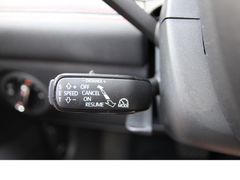 Fahrzeugabbildung Seat Arona FR*black&white*LED-SW*Navi*AppCon*SHZ*PDC*
