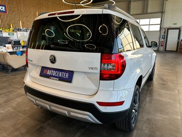 Skoda Yeti Adventure *TÜV*Xenon*Scheckheftgepfl.*Navi*