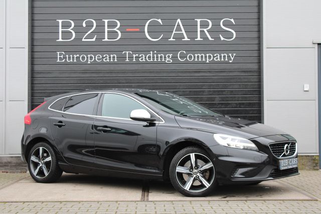 Volvo V40 2.0 D3 Geartr. R-Design - Panorama - LED