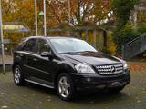 Mercedes-Benz ML 500 4Matic*AMG-Styling~Offr-Paket~StHz~AHK* - gebrauchte Mercedes-Benz ML 500 aus dem Jahr 2007