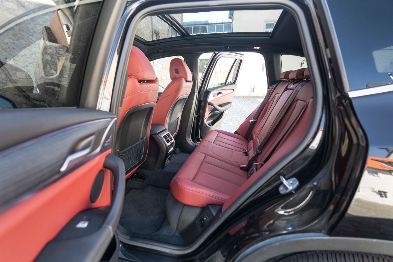 Fahrzeugabbildung BMW X3 xDrive30i LED PANO KAM HIFI Driving Assist