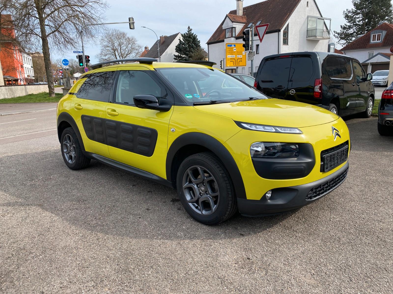 Citroën C4 Cactus Shine 1.2 Navi/Kamera/SHZ/AHK/1.Hand