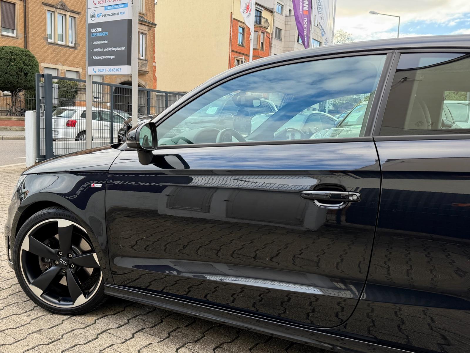 Audi A1 S-Line Sportpaket*1HD*AUTOM*NAV*PDC*LED*73TKM