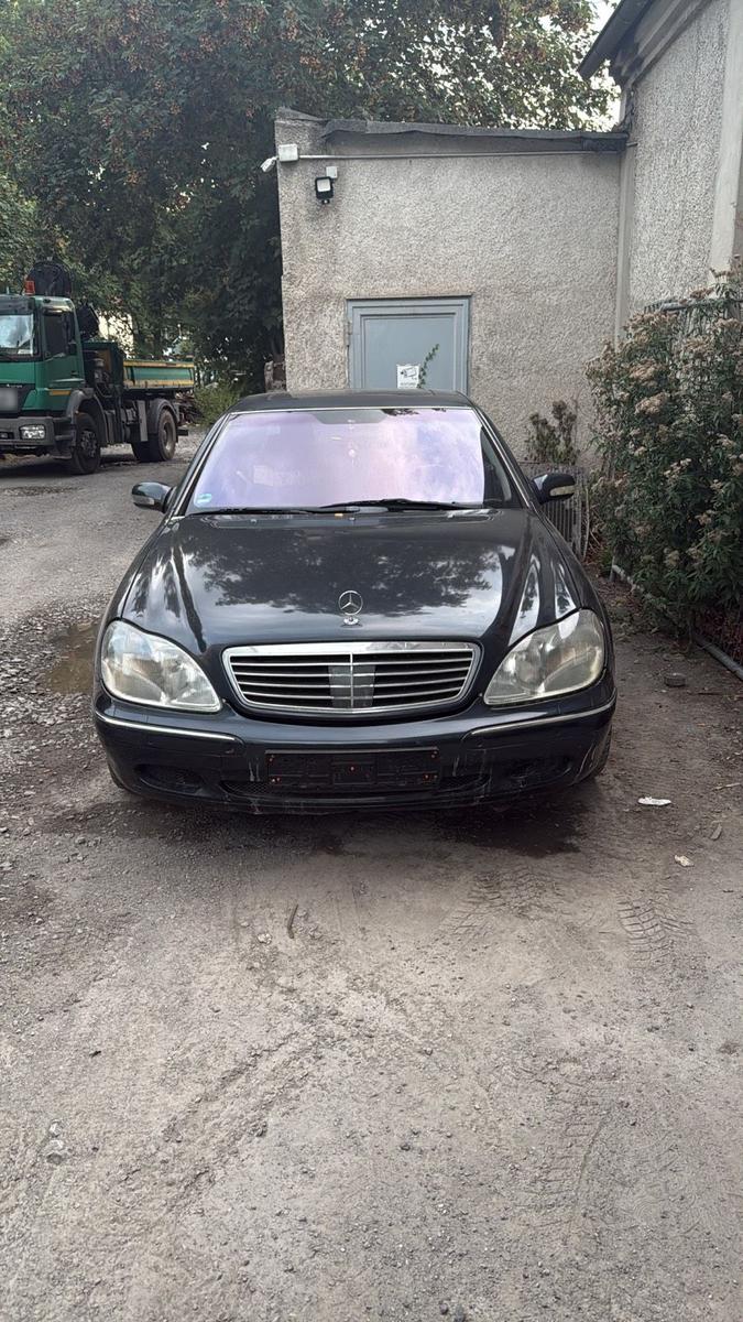 Mercedes-Benz S 500