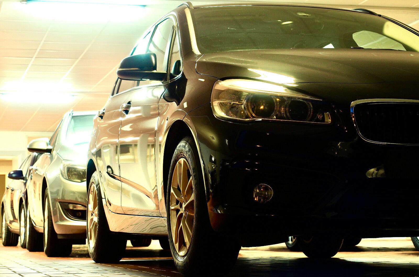 showroom-image-top