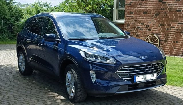 Ford Kuga Hybrid Titanium mit Garantie