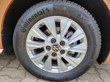 Volkswagen T7 Multivan - 7