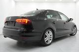 Volkswagen Jetta 1.4 TSi BMT Navi/Shzg/Temp/PDC/AHK/Klimaau - Volkswagen Jetta Gebrauchtwagen