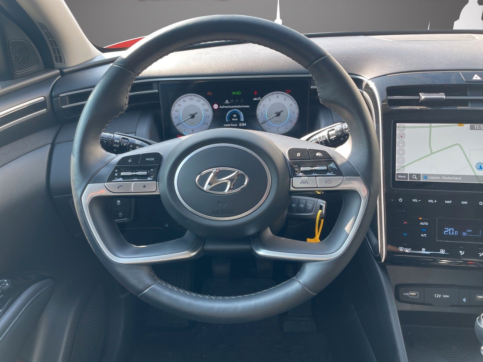 Fahrzeugabbildung Hyundai Tucson 1.6 T-GDI NAVI/LHZ/SHZ/RFK/PDC/Verkehrsz