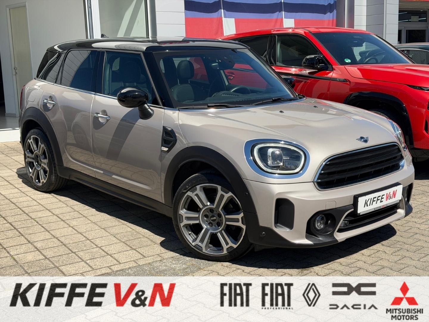 MINI Cooper Countryman Yours Trim HUD PANO RFK MEMORY