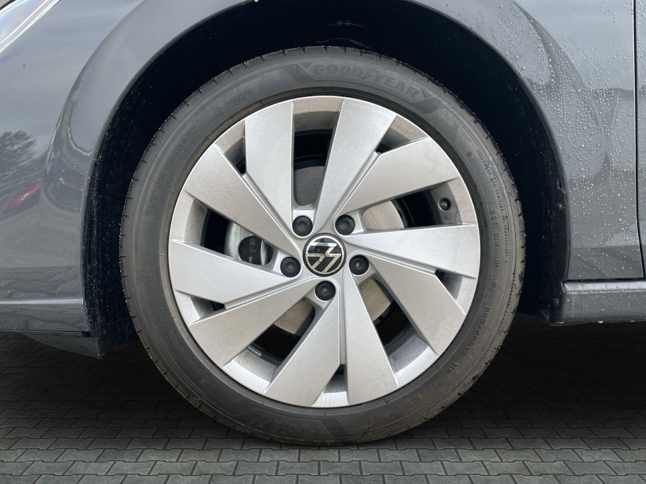 Volkswagen Golf - Bild 7