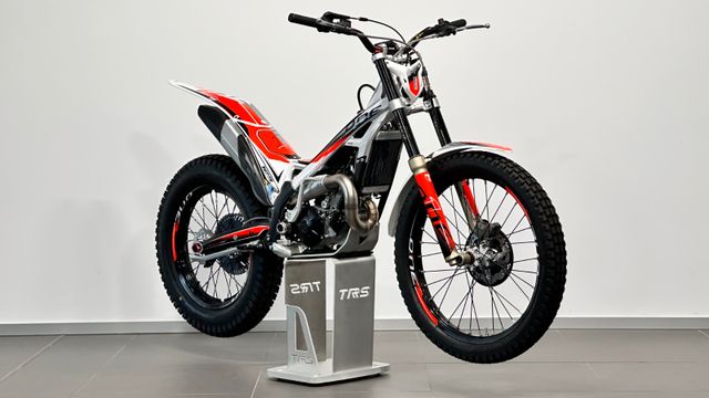 TRS ONE 125 MY2024