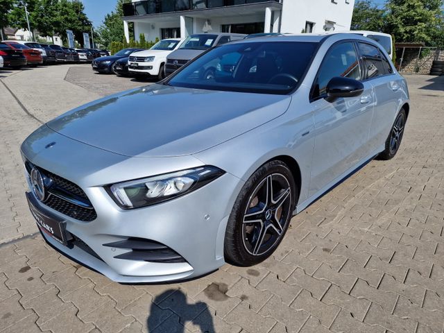 Mercedes-Benz A 180 A -Klasse A 180 d Edition 2020-AMG LINE