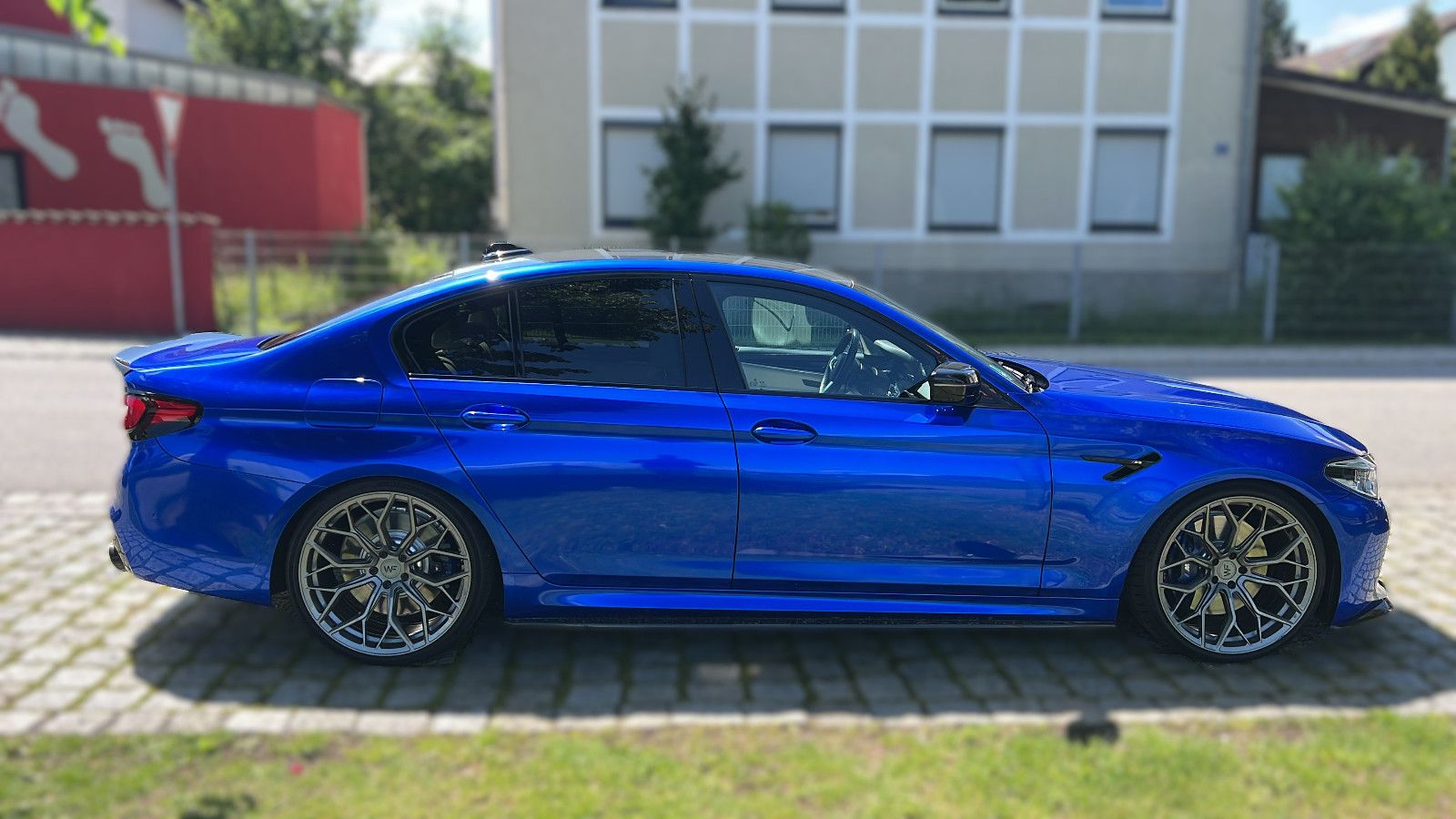 BMW BMW M550i xDrive Unikat M5-Umbau B&amp;W Laser KW V3