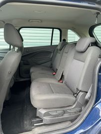Ford Grand C-Max - 10