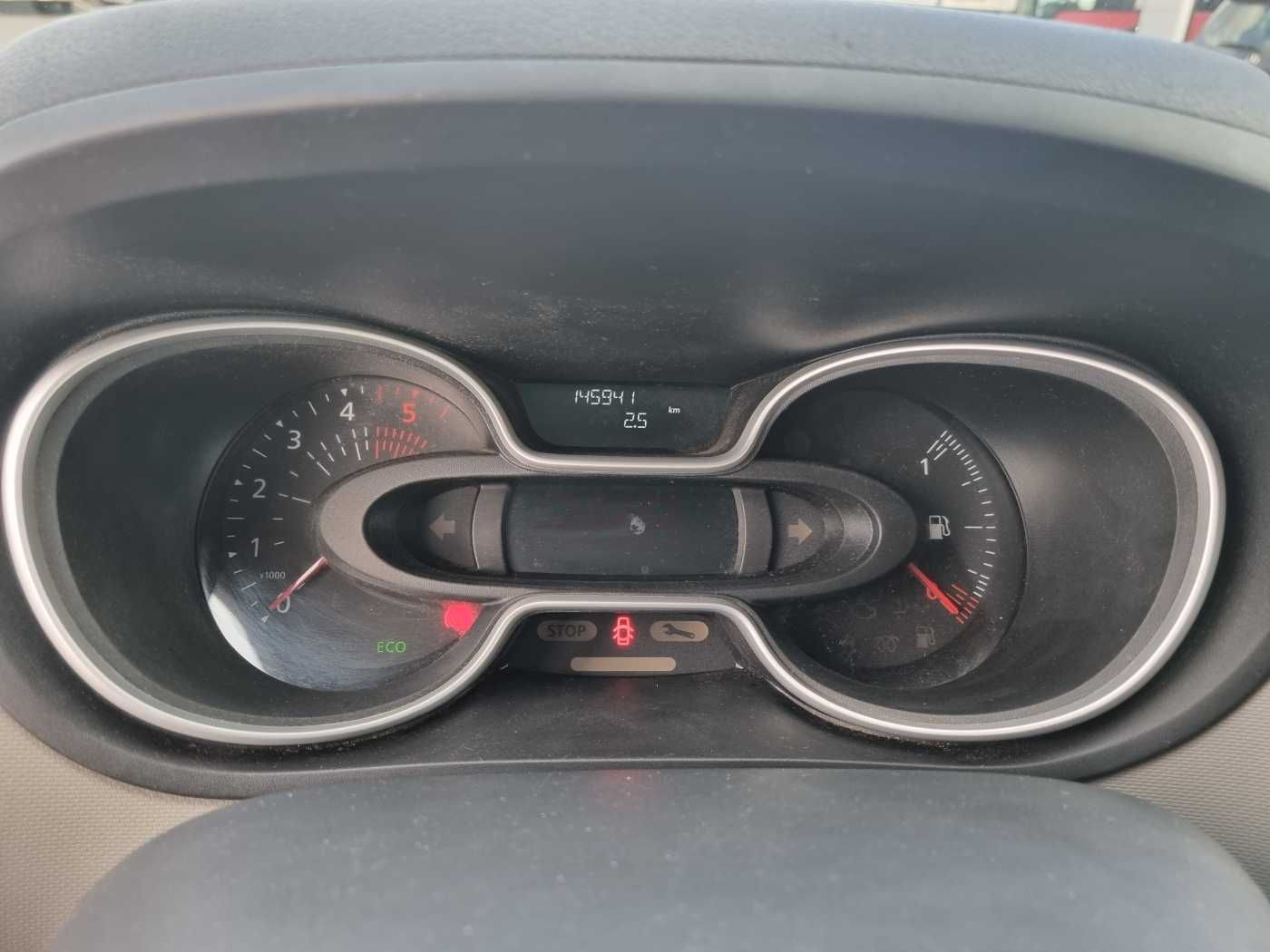 Fahrzeugabbildung Renault Trafic dCi 120 L1H1 / France Elavateur 10,6m