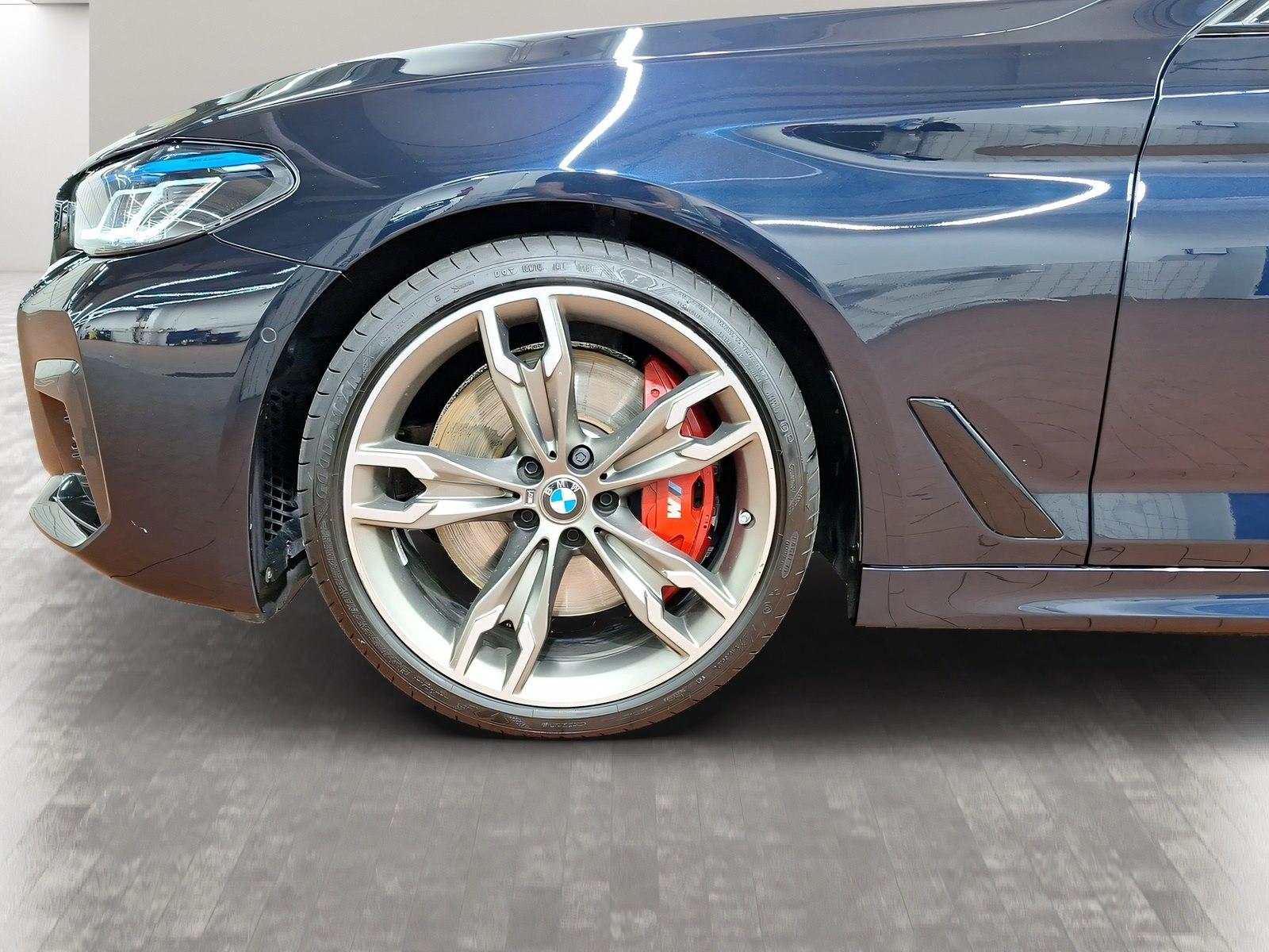 BMW M550i xDrive Limousine M Sport Standheizung AHK