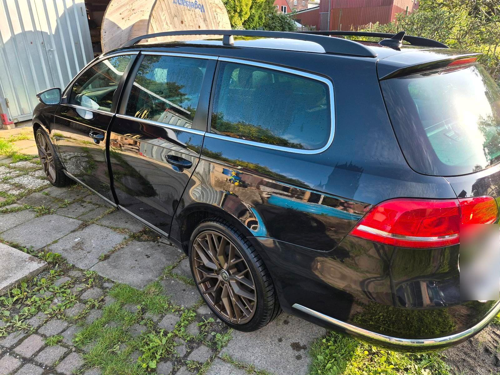 Volkswagen Passat 2012 — engine 140 HP (103kW)