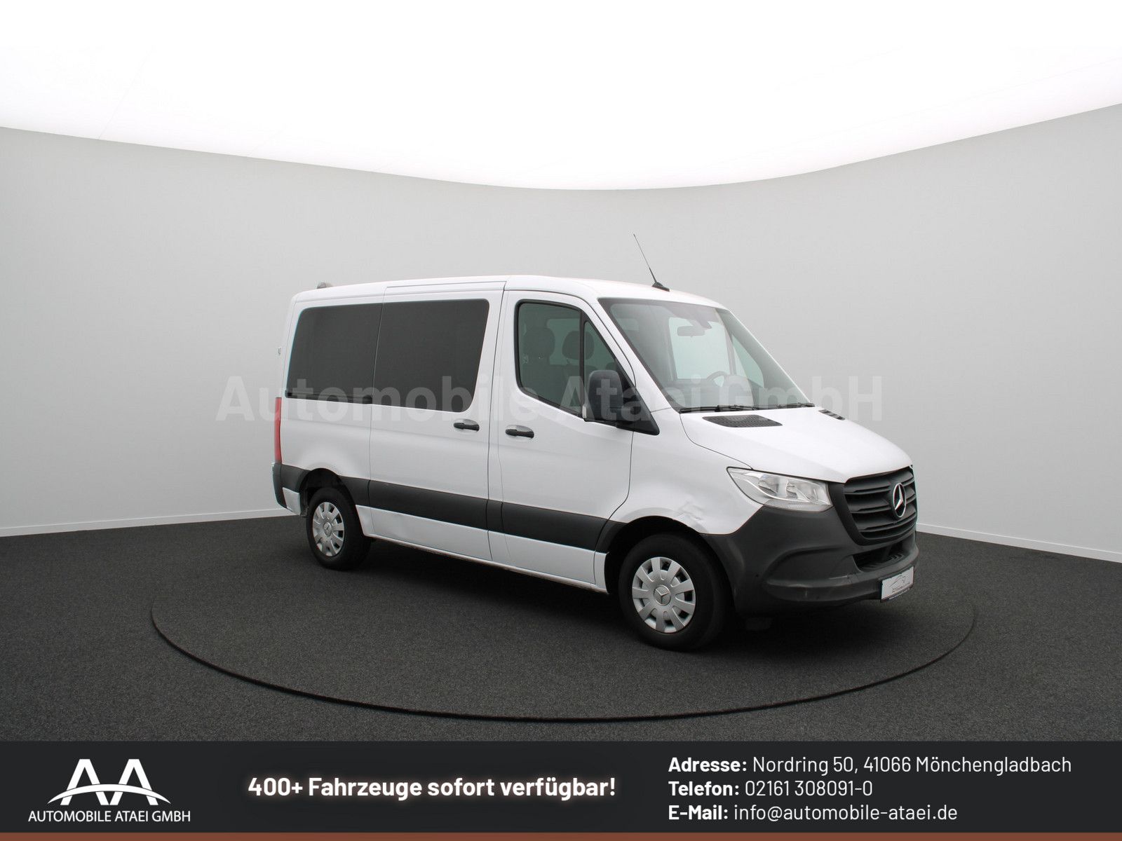 Fahrzeugabbildung Mercedes-Benz Sprinter 214 Tourer Automat Rollstuhl-Rampe(1466