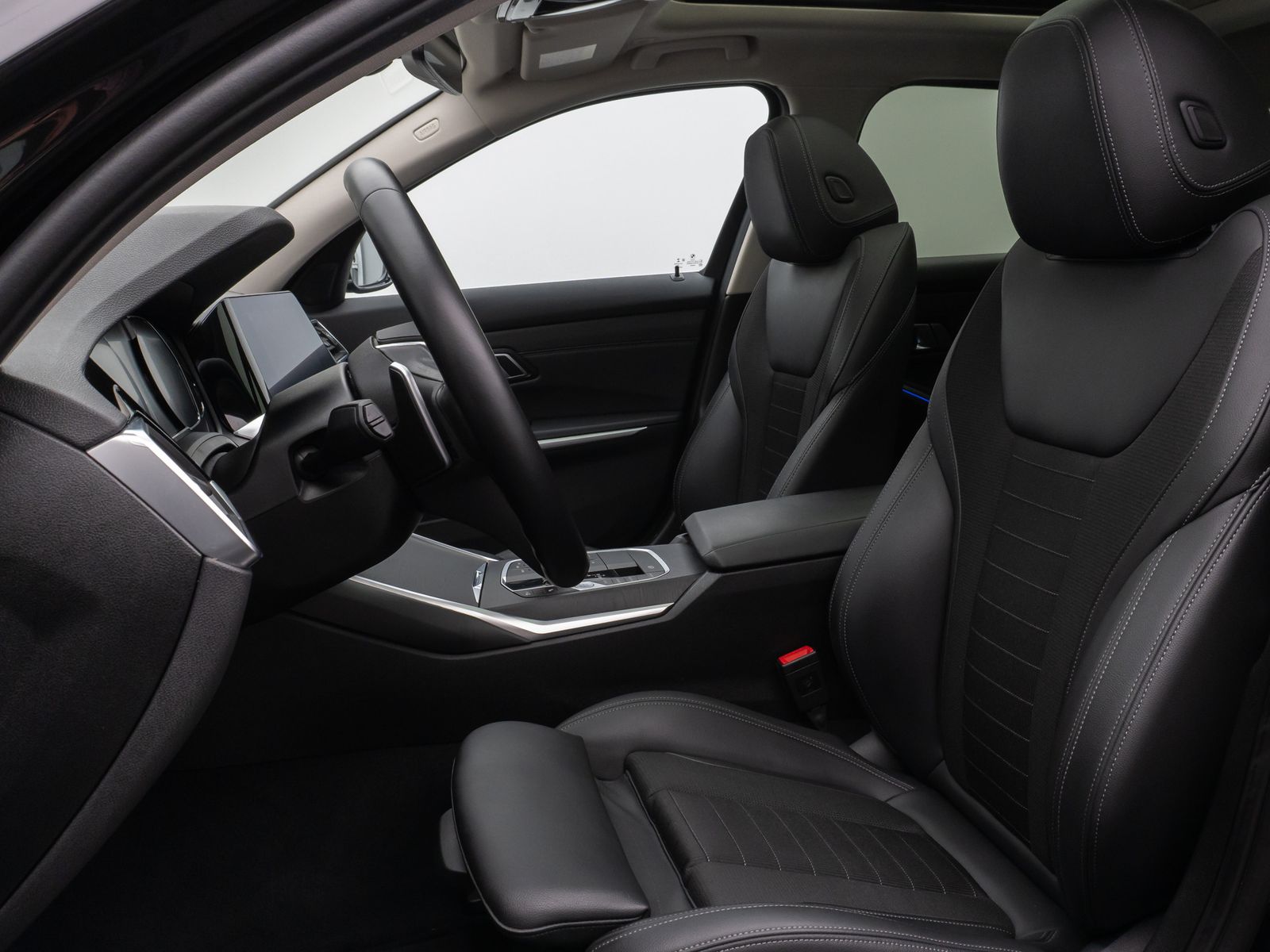 Fahrzeugabbildung BMW 320d SportLine Panorama DAB HiFi Stop&Go Komfort