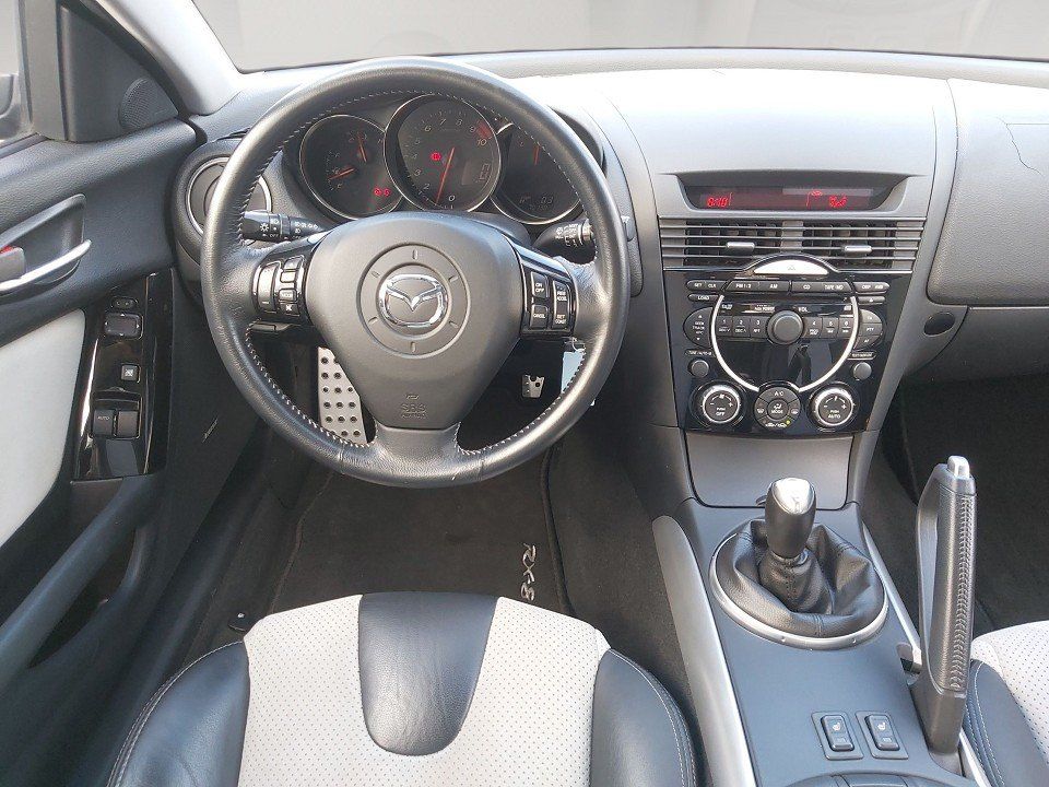 Fahrzeugabbildung Mazda RX-8 L REN 231PS 4T 6GS AL-40TH ANNI