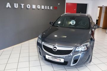 Opel Insignia - 1