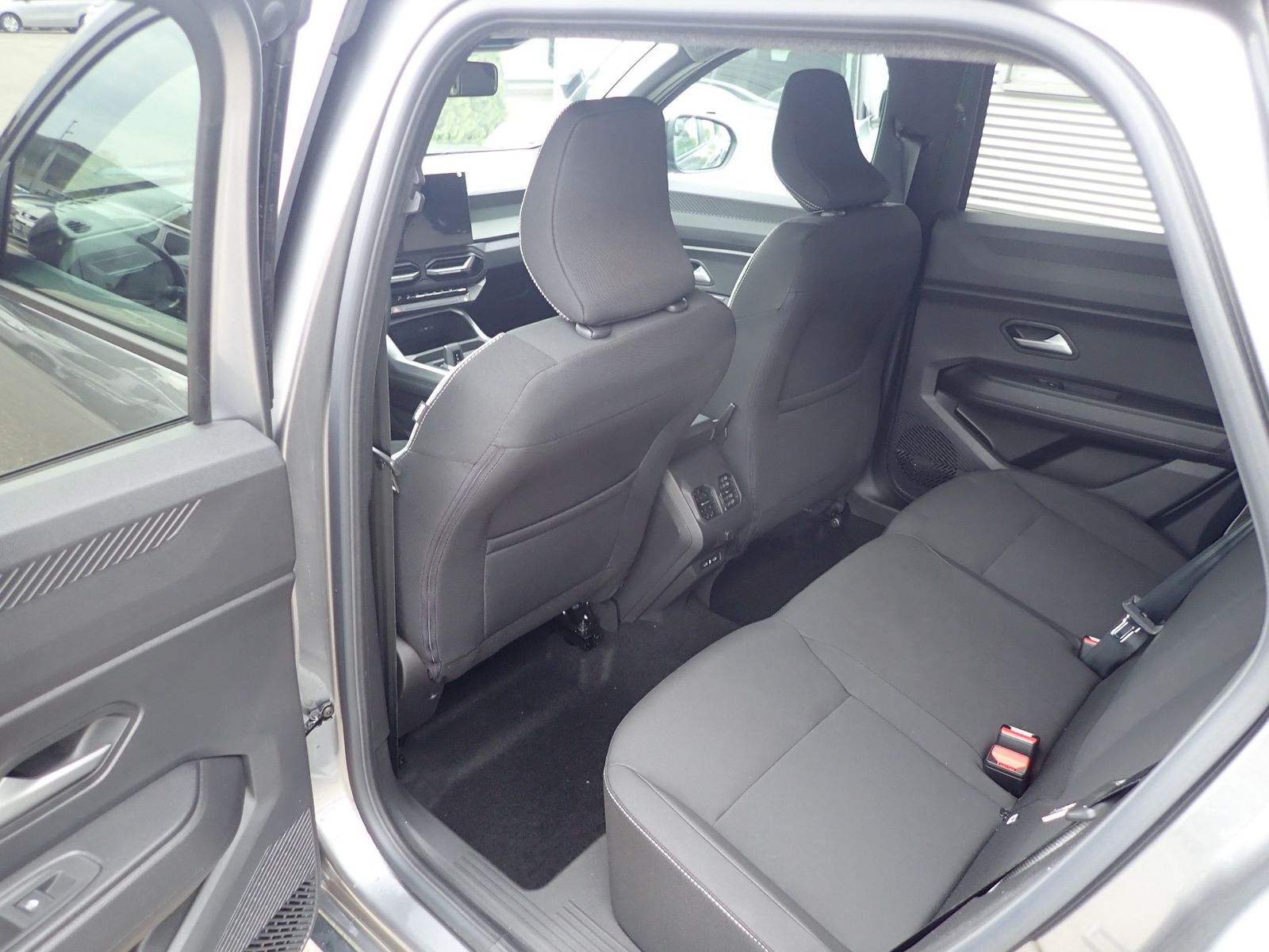 Fahrzeugabbildung Dacia Bigster Journey HYBRID 155