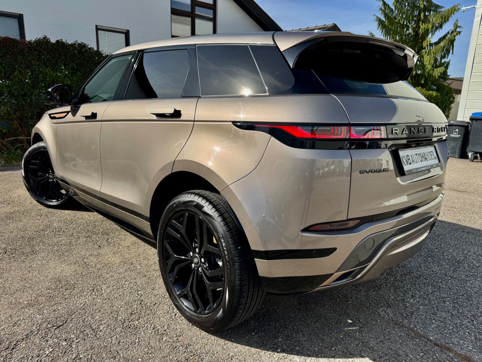 Land Rover Range Rover Evoque D165 AWD R-Dynamic SE imagem 3