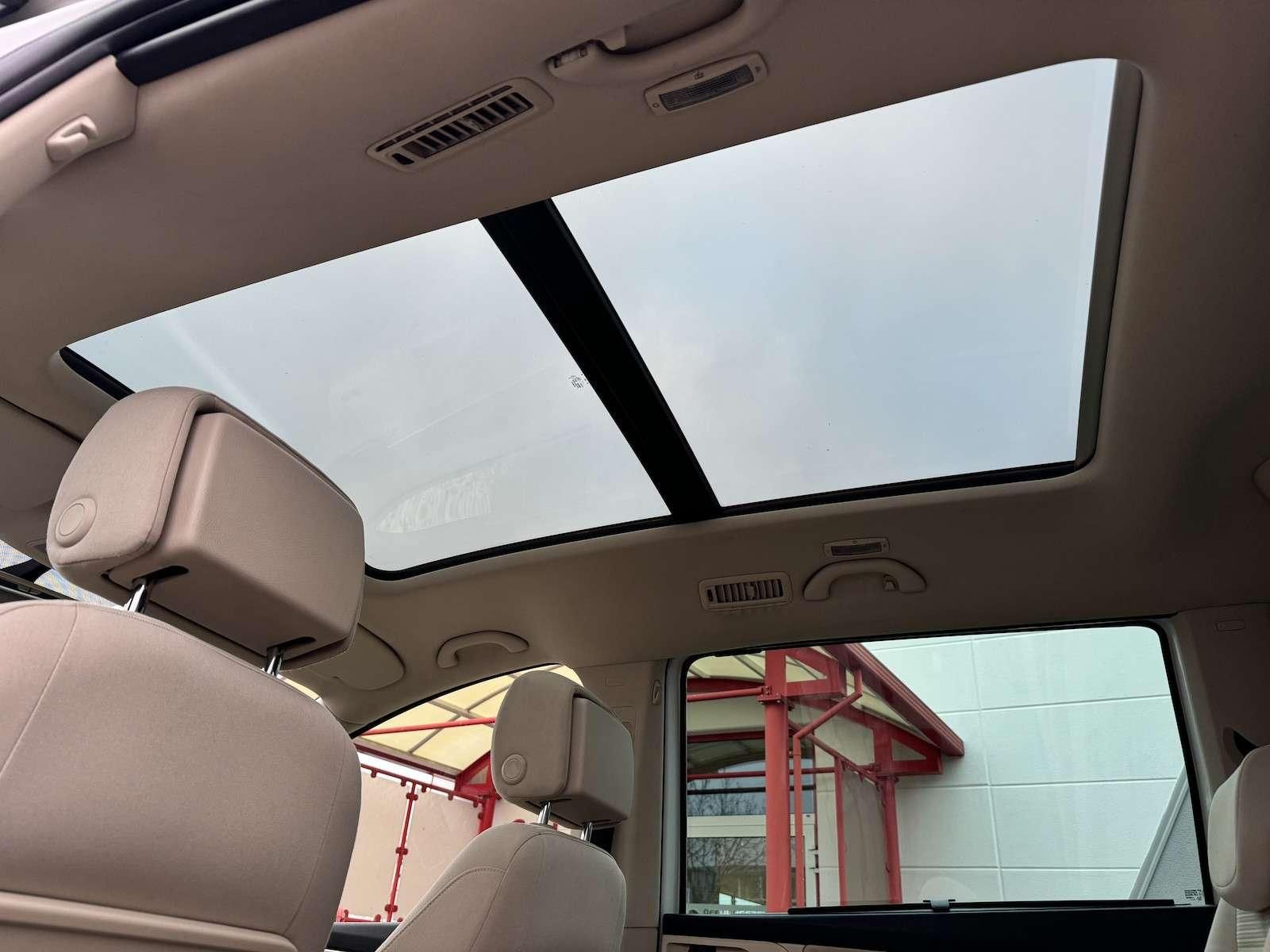 Fahrzeugabbildung SEAT Alhambra 7 Sitzer/Xenon/Navi/DAB/Pano/StandHz...