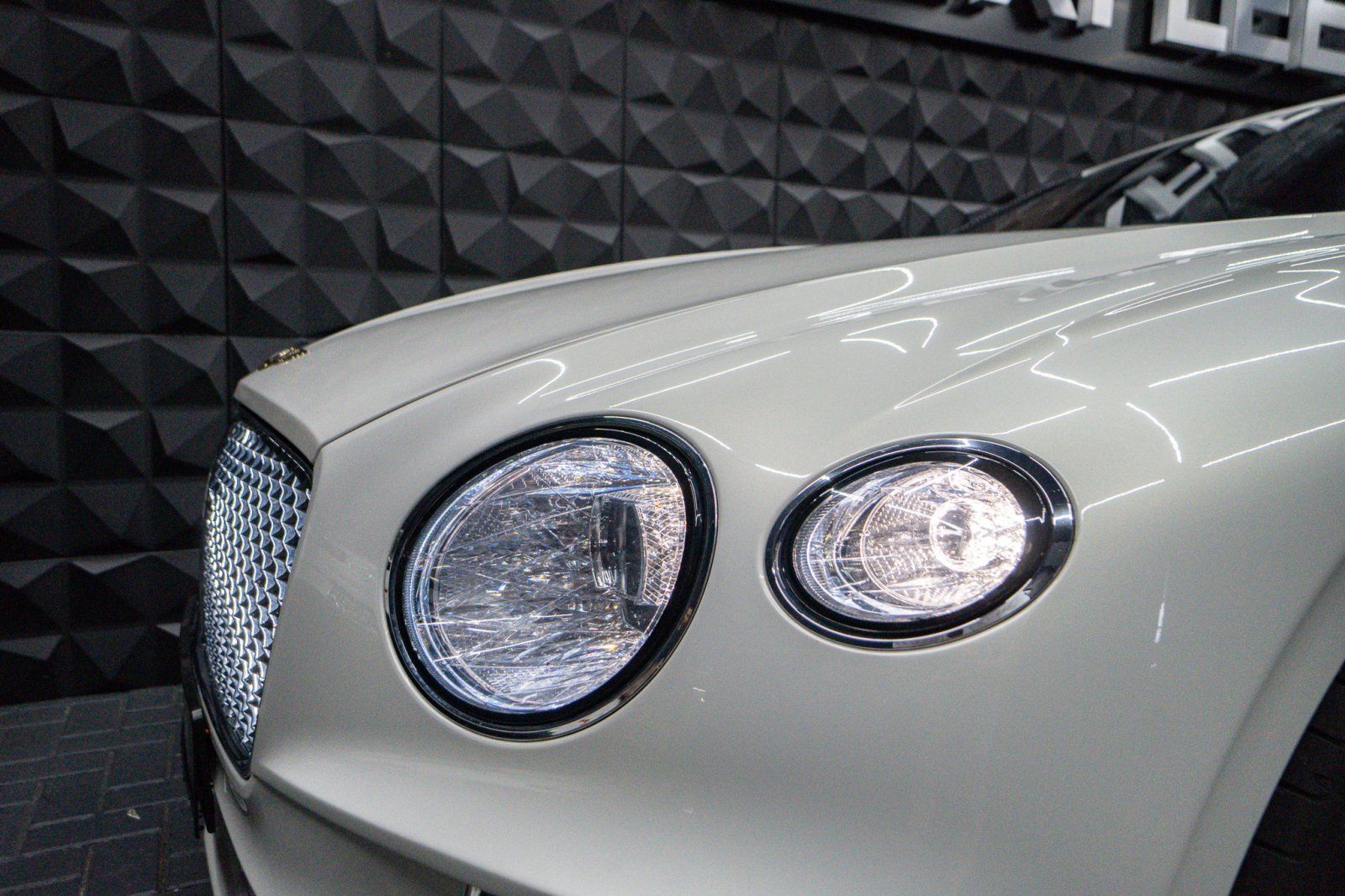 Bentley Continental GTC 100Jahre Edition Mulliner foto 4