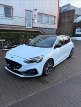 Ford Focus 2,3 EcoBoost ST Styling-Paket Auto ST ... - Ford Focus: ST Styling Paket