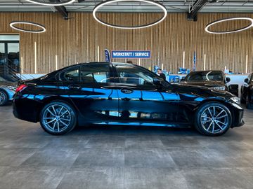 MYAUTOCENTER – Gebraucht- und Jahreswagen mit Werkstattservice in Pfaffenhofen BMW 330 *1-HAND*SERVICETÜV NEU*KEYLESS*LED*M-SPORT*