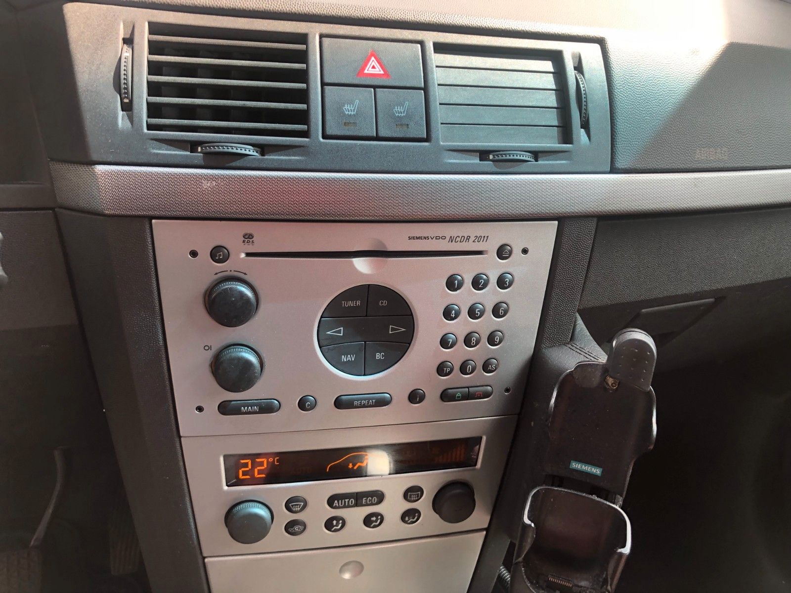 Fahrzeugabbildung Opel Meriva Cosmo Automatik Leder Navi