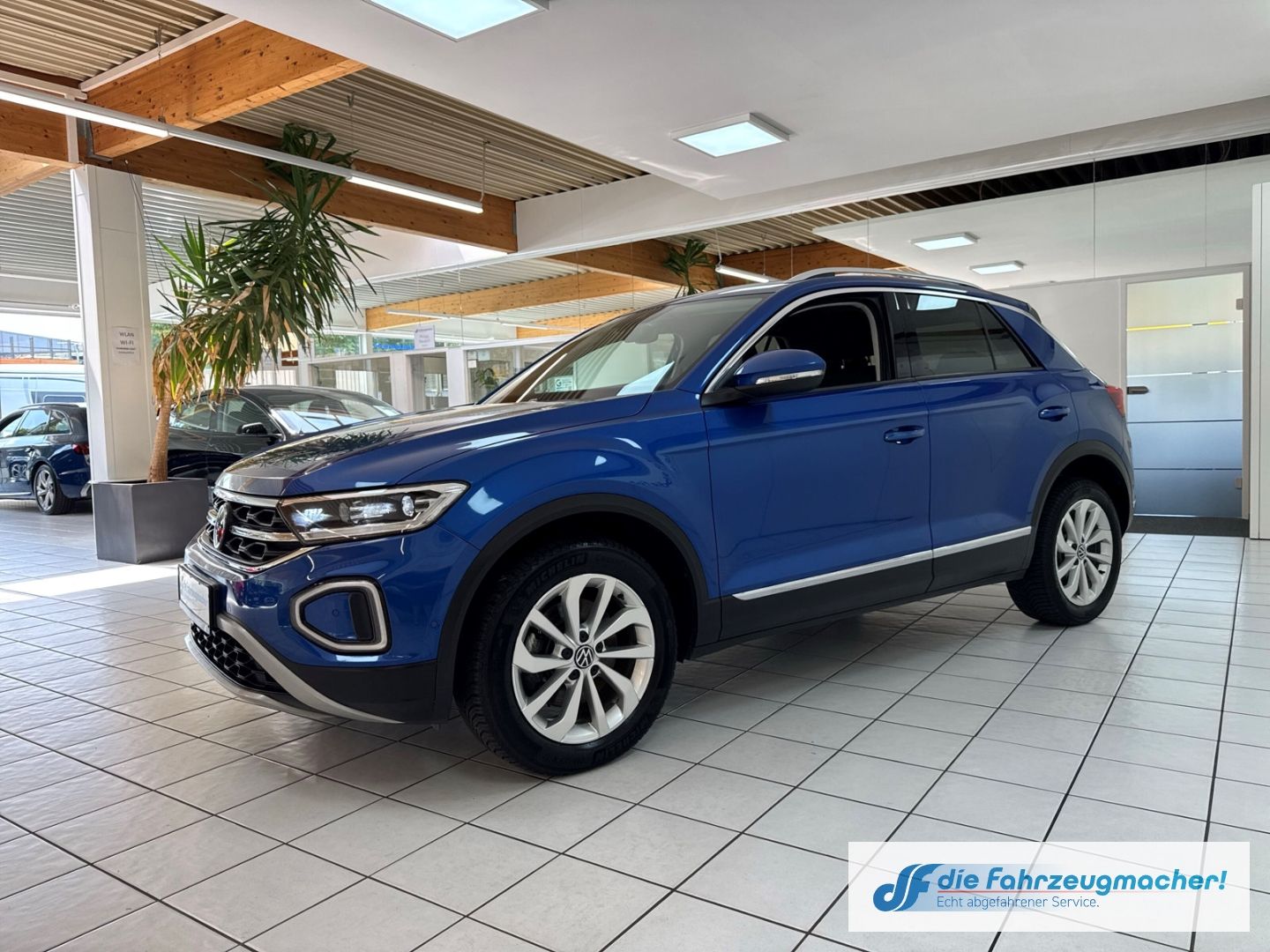 Fahrzeugabbildung Volkswagen T-Roc Style 2.0 TDI EU6d StandHZG Digitales Cock