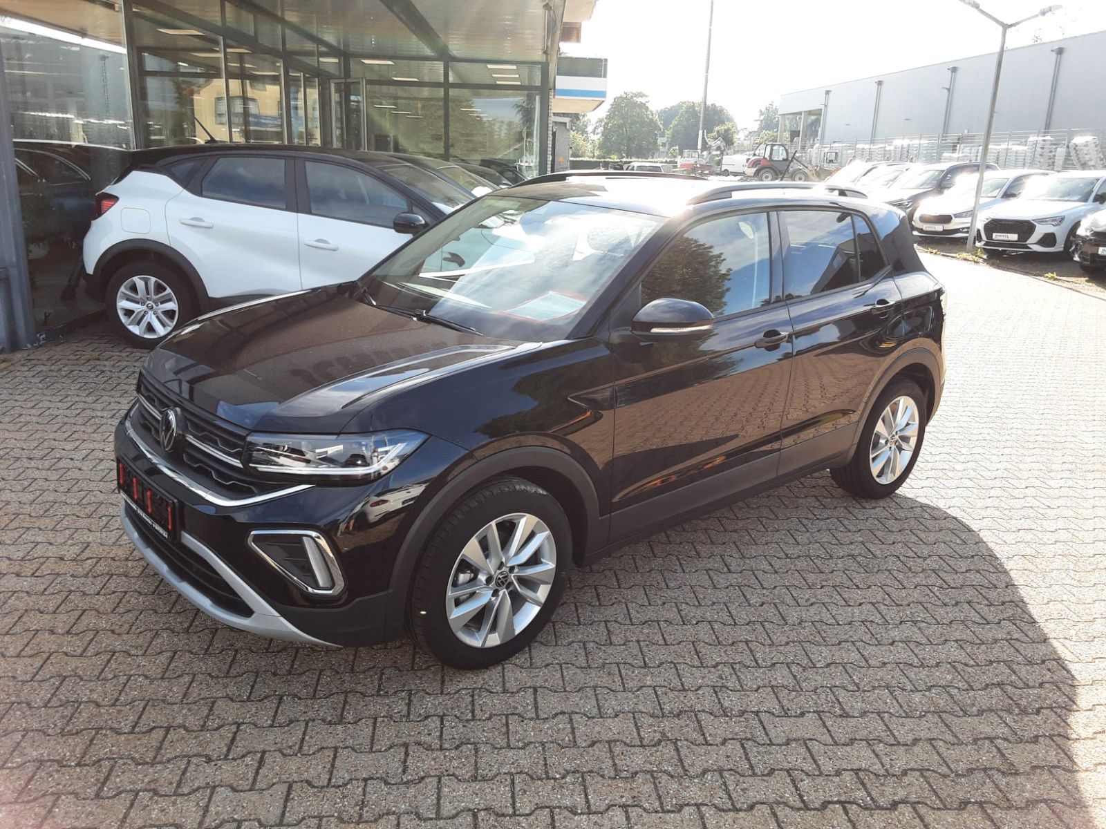Volkswagen T-Cross 1.5 TSI Life DSG Klima SH PDC Kamera