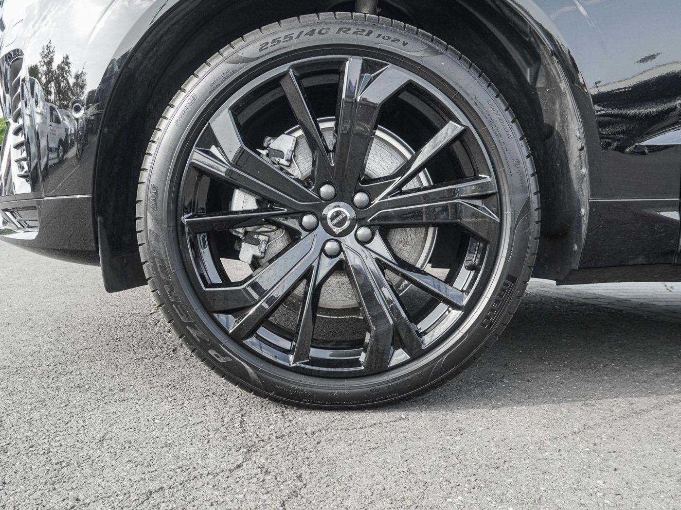Volvo XC60 T8 AWD Black Edition Ultra Plug-in Hybrid