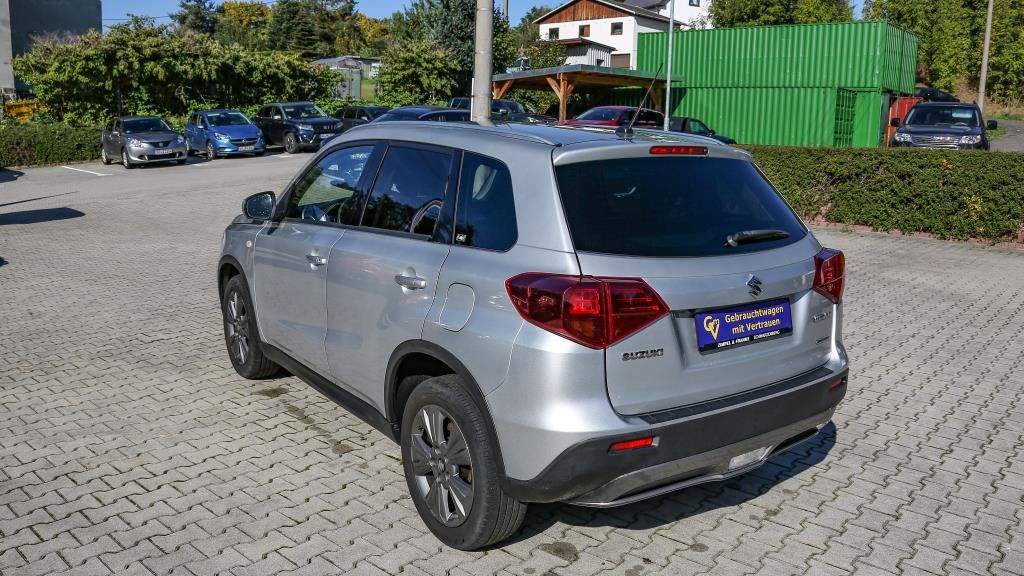 Autohaus Zimpel & Franke - Suzuki VITARA 1.4 Comfort 4x4+SHZ+RFK - Bild 4 Autohaus Zimpel & Franke - Suzuki VITARA 1.4 Comfort 4x4+SHZ+RFK - Bild 4