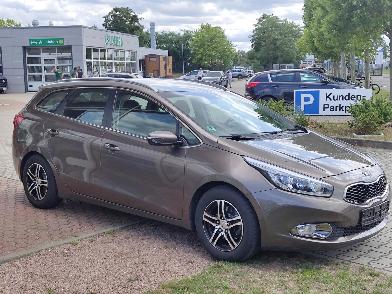Kia cee'd Sportswagon Klima-SHZG-Navi 2.Hand
