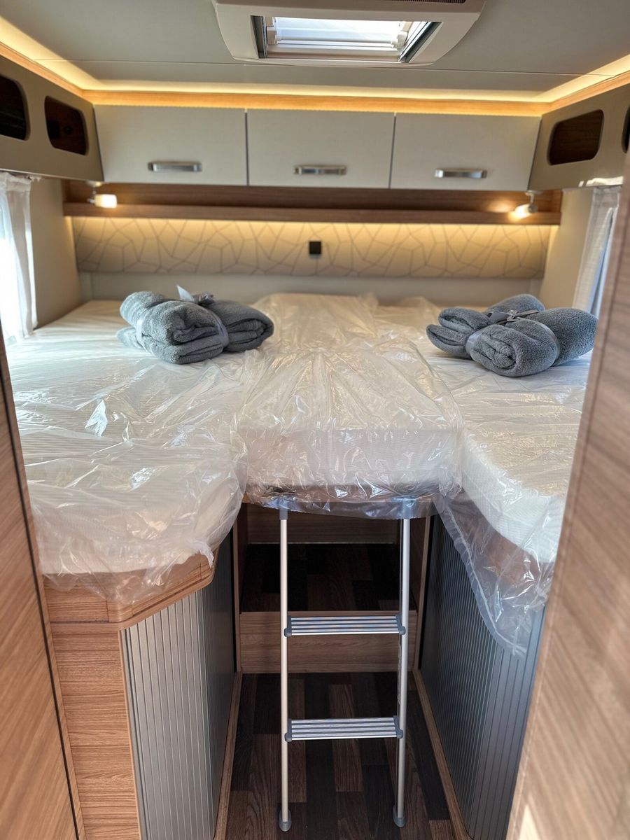 Fahrzeugabbildung Weinsberg CaraCompact MB EDITION PEPPER 640 MEG AHK WINTER