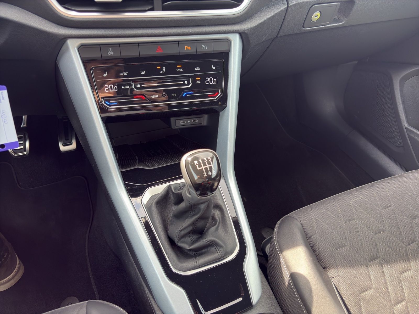 Volkswagen T-Roc - Bild 12